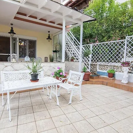 Maria Nefeli Sea View Appartement *
